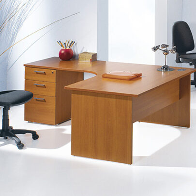 1.4M Curved Office Desk