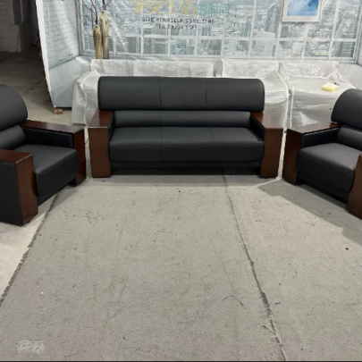5-Seater Office Sofa